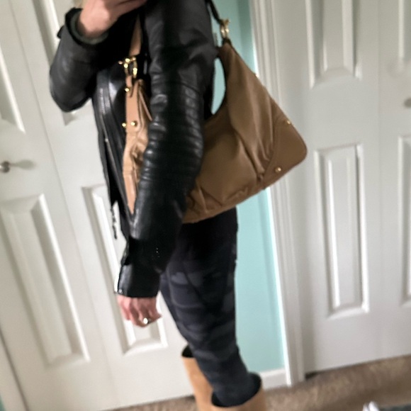 Pristine- VTG Gucci Leather Hobo Bag - Picture 2 of 14